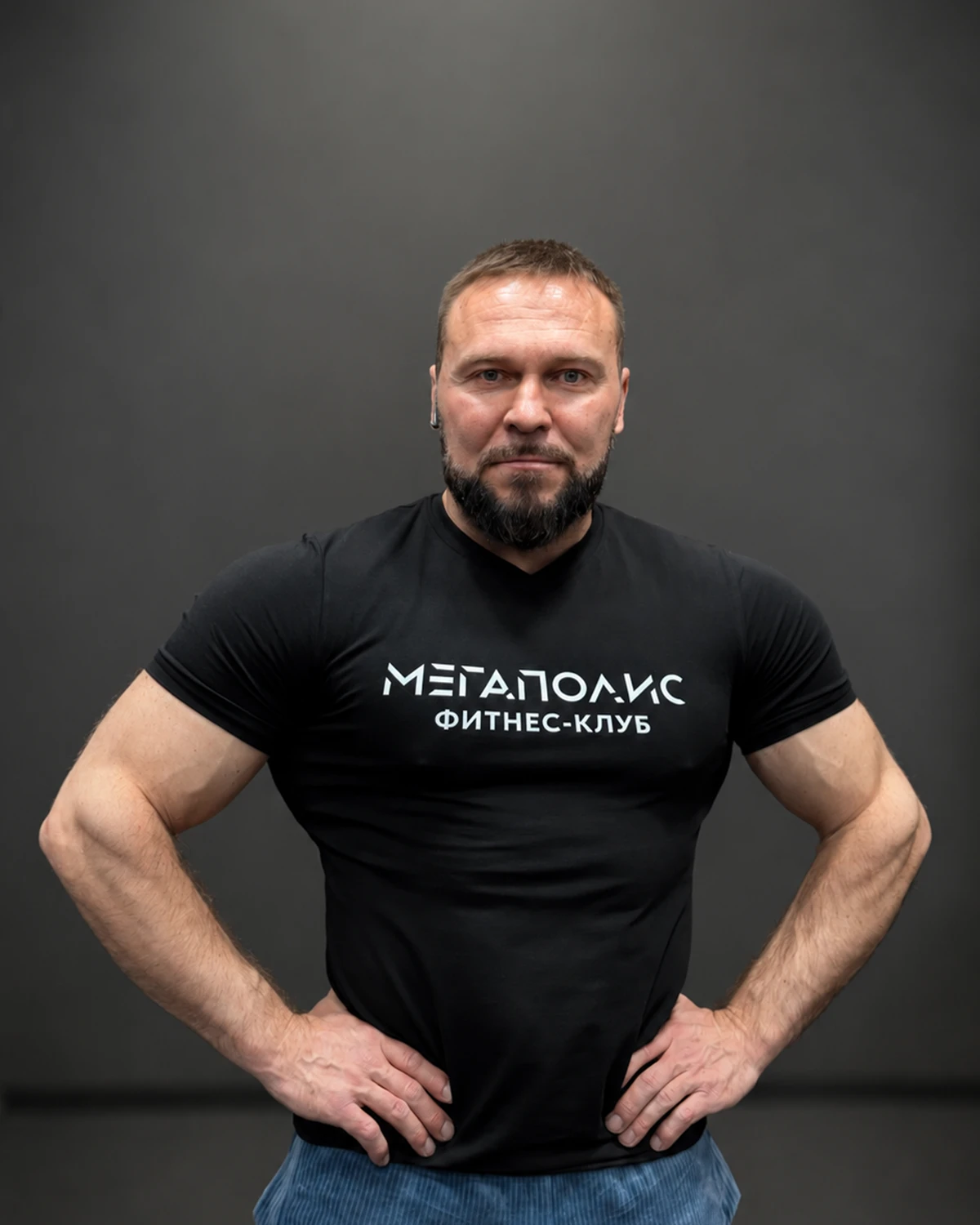 Юрий Акимов